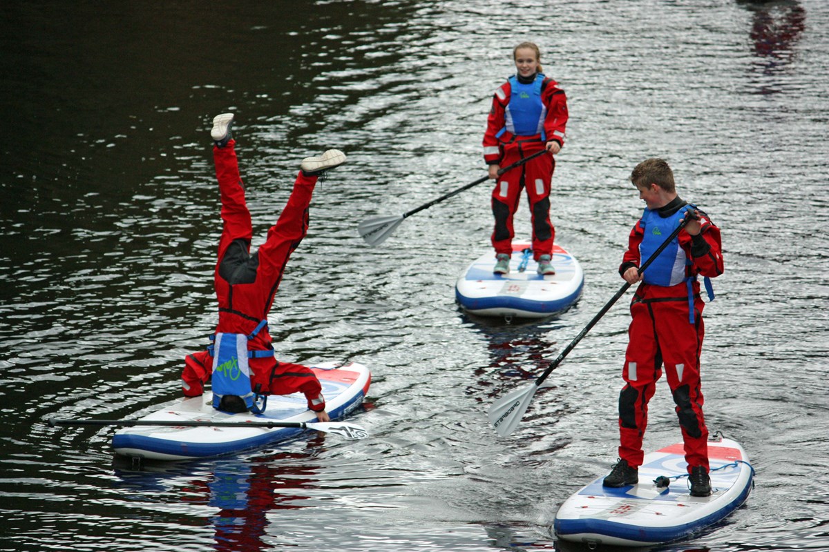 Kanskje SUP eller rafting frister denne høstferien?